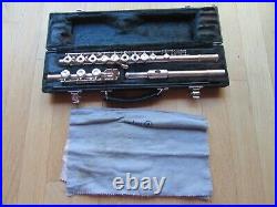 24v/yamaha 381 Flute/sterling Silver Head/needs Polishing/case