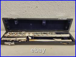 Adamson AFL-203 Flute. Pre Owned. Good Condition. Case Missing Latch