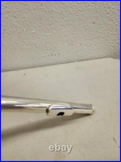 Adamson AFL-203 Flute. Pre Owned. Good Condition. Case Missing Latch