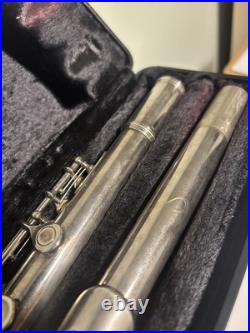 Armstrong 103 B-Foot Open-Hole Flute, with Case. USA. Good Condition