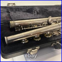 Armstrong 103 B-Foot Open-Hole Flute, with Case. USA. Good Condition