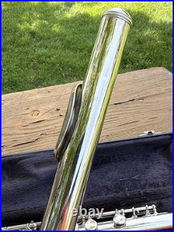 Armstrong 104n Flute Super Clean And The Pads Are In Good Shape Armstrong 104n Flute Super Clean And The Pads Are In Good Shape
