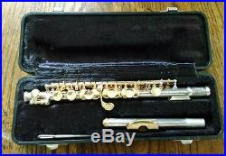 Armstrong 210 Piccolo with Gold Accents Great Look & Sound