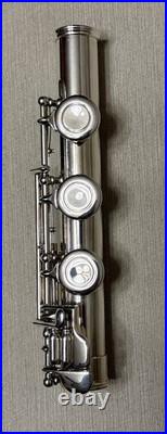Armstrong 303 Flute Open Hole Sterling Silver Head Thin Joint, B Foot With Case VF Armstrong 303 Flute Open Hole Sterling Silver Head Thin Joint, B Foot With Case VF
