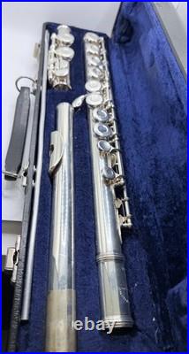 Armstrong Model 90 Solid Silver Closed hole Flute. Cleaned & Adjusted
