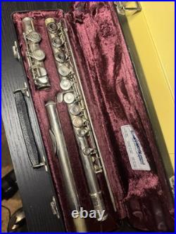 Armstrong Student Model Flute withHard Case and Cleaning Rod