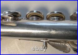 Artley Nogales Ariz Symphony 77-0 Flute With Silver Head & Attachments Artley Nogales Ariz Symphony 77-0 Flute With Silver Head & Attachments