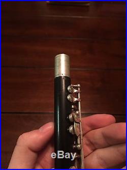 Bundy Piccolo 31358 with Hard Case & Cleaning Rod