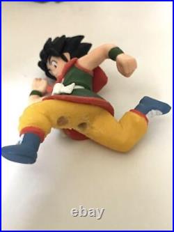 Dragon Ball Figure lot of 12 Goku Master Roshi Piccolo Bulma Complete set