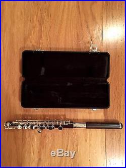 EUC Gemeinhardt 4W Piccolo withNew Case Professionally Inspected #7406