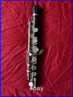 F/S Yamaha YPC-32 Piccolo Musical Instrument with Nickel Silver with case