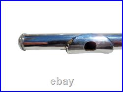 Flute Yamaha 221 Silver Flute and Cleaning Rod With Hard Case