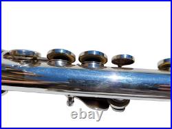 Flute Yamaha 221 Silver Flute and Cleaning Rod With Hard Case