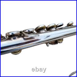 Flute Yamaha 221 Silver Plated Flute Offset G Key and Original Hard Case