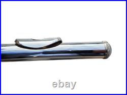 Flute Yamaha 221 Silver Plated Flute Offset G Key and Padded Pro Tec Case