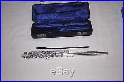 GEMEINHARDT PICCOLO MODEL 4SP! Beautiful! With hard case