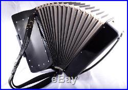 GERMAN TOP QUALITY CASSOTTO ACCORDION WELTMEISTER S5-120bass, 18r. Piccolo Musette