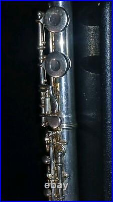 Gemeinhardt 2SP Flute & Case Silver Plate KGG Elkheard, Ind Gemeinhardt 2SP Flute & Case Silver Plate KGG Elkheard, Ind