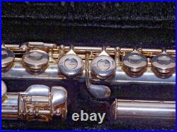 Gemeinhardt 2SP Silver Plated Beginner's Flute With Case Gemeinhardt 2SP Silver Plated Beginner's Flute With Case