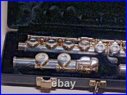 Gemeinhardt 2SP Silver Plated Beginner's Flute With Case Gemeinhardt 2SP Silver Plated Beginner's Flute With Case