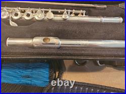 Gemeinhardt 3SB Intermediate Solid Silver Body Flute Open Hole with Hard Case Gemeinhardt 3SB Intermediate Solid Silver Body Flute Open Hole with Hard Case