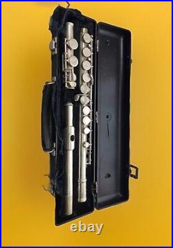 Gemeinhardt 52SP Flute 50 Series w Case