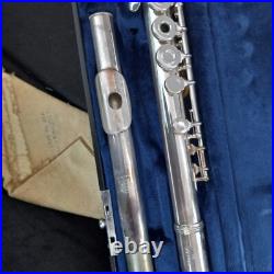 Gemeinhardt silver open hole flute 3B. With hard case & soft carry case 467759