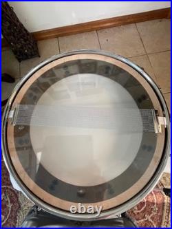 Holloman Custom Drums 14 X 3 1/2 Maple Stave Piccolo Snare Drum Holloman Custom Drums 14 X 3 1/2 Maple Stave Piccolo Snare Drum