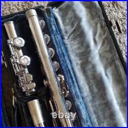 M2 Gemeinhardt Concert Flute Silver Plated Boehm Closed Hole C with Case