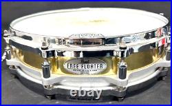 Pearl Free Floating Piccolo Brass Snare Drum 14x3.5