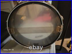 Pearl piccolo snare