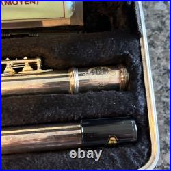 Suzuki Musique flute. Very good condition With Case In Excellent Condition Suzuki Musique flute. Very good condition With Case In Excellent Condition