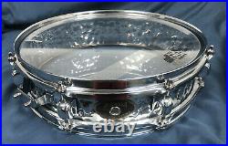 Tama stainless steel hammered piccolo snare drum. 8 lug 13 x 3.5. Excellent