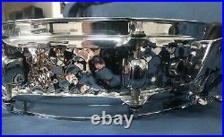 Tama stainless steel hammered piccolo snare drum. 8 lug 13 x 3.5. Excellent