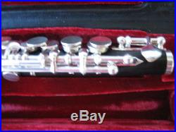 USED ROY SEAMAN PROFESSIONAL QUALITY PICCOLO, SOLID SILVER KEY WORK, CASE