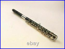 Used Gemeinhardt 4WSSK Wood Piccolo Flute