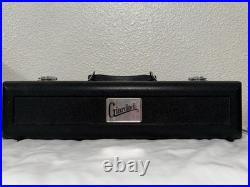 Very Lightly Used Giardinelli Beginner Flute With Case and Cleaning Rod