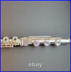 WT Armstrong 1977 Model 80B Sterling Silver, French/Open Hole Model Flute B Foot WT Armstrong 1977 Model 80B Sterling Silver, French/Open Hole Model Flute B Foot