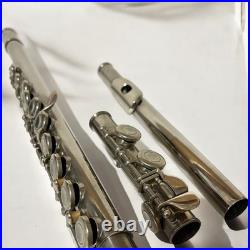 YAMAHA YFL-211 Flute E Mechanism Good Condition Used With Hard Case