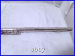 YAMAHA YFL-211 Flute made in Japan with hard case Ideal for Students #2251 YAMAHA YFL-211 Flute made in Japan with hard case Ideal for Students #2251