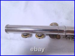 YAMAHA YFL-211 Flute made in Japan with hard case Ideal for Students #2251 YAMAHA YFL-211 Flute made in Japan with hard case Ideal for Students #2251