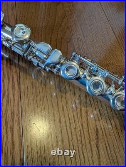 YAMAHA YFL 211-S CONCERT FLUTE Silver Plating with Hard Case USED