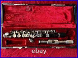 YAMAHA's YPC-32 Piccolo Flute Nickel Silver with Hard Case In Stock Used