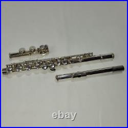 Yamaha 211 Flute Silver With Original Hard Case Yamaha 211 Flute Silver With Original Hard Case