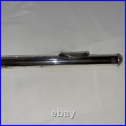 Yamaha 211 Flute Silver With Original Hard Case Yamaha 211 Flute Silver With Original Hard Case