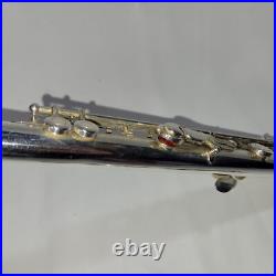 Yamaha 211 Flute Silver With Original Hard Case Yamaha 211 Flute Silver With Original Hard Case