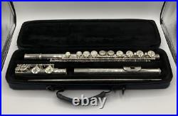 Yamaha 221 Flute Made In Japan with Case Yamaha 221 Flute Made In Japan with Case