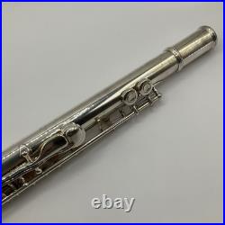 Yamaha 221 Flute Made In Japan with Case Yamaha 221 Flute Made In Japan with Case