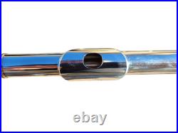 Yamaha 225SII Silver C Flute With Cleaning Rod and Yamaha Hard Case