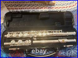 Yamaha Advantage 200AD Silver Flute With Hard Case Flute